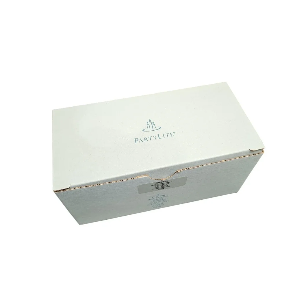 PartyLite Iced Snowberries Ball Candles Set Of 2 3in White Berry Scented Retired